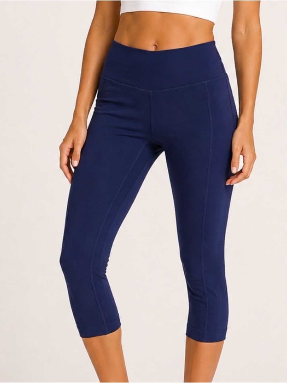 Athleta Women's Navy Active Capri Pants 3/4 length leggings workout comfort SZ S